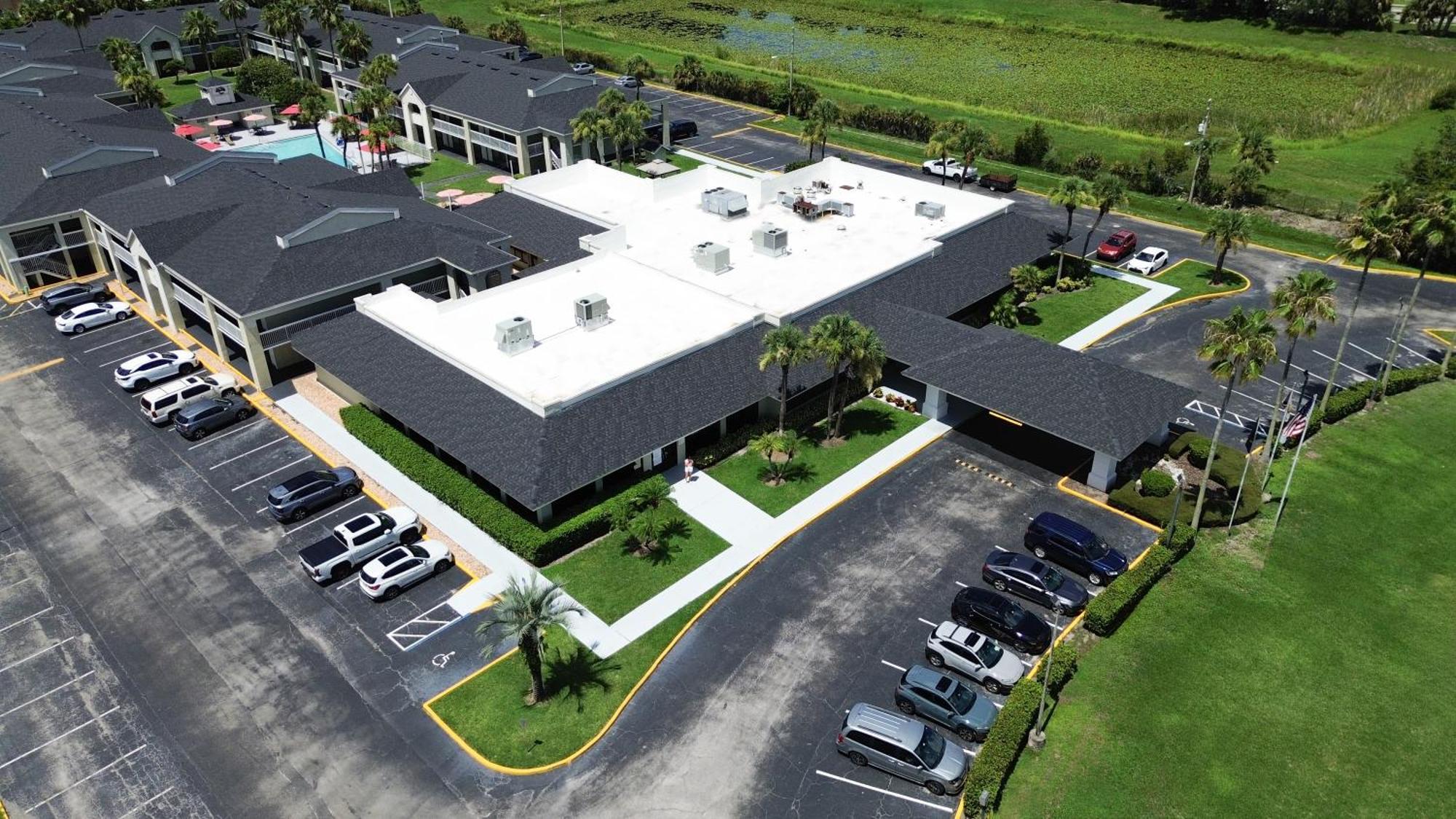 Hotel Near 4 People