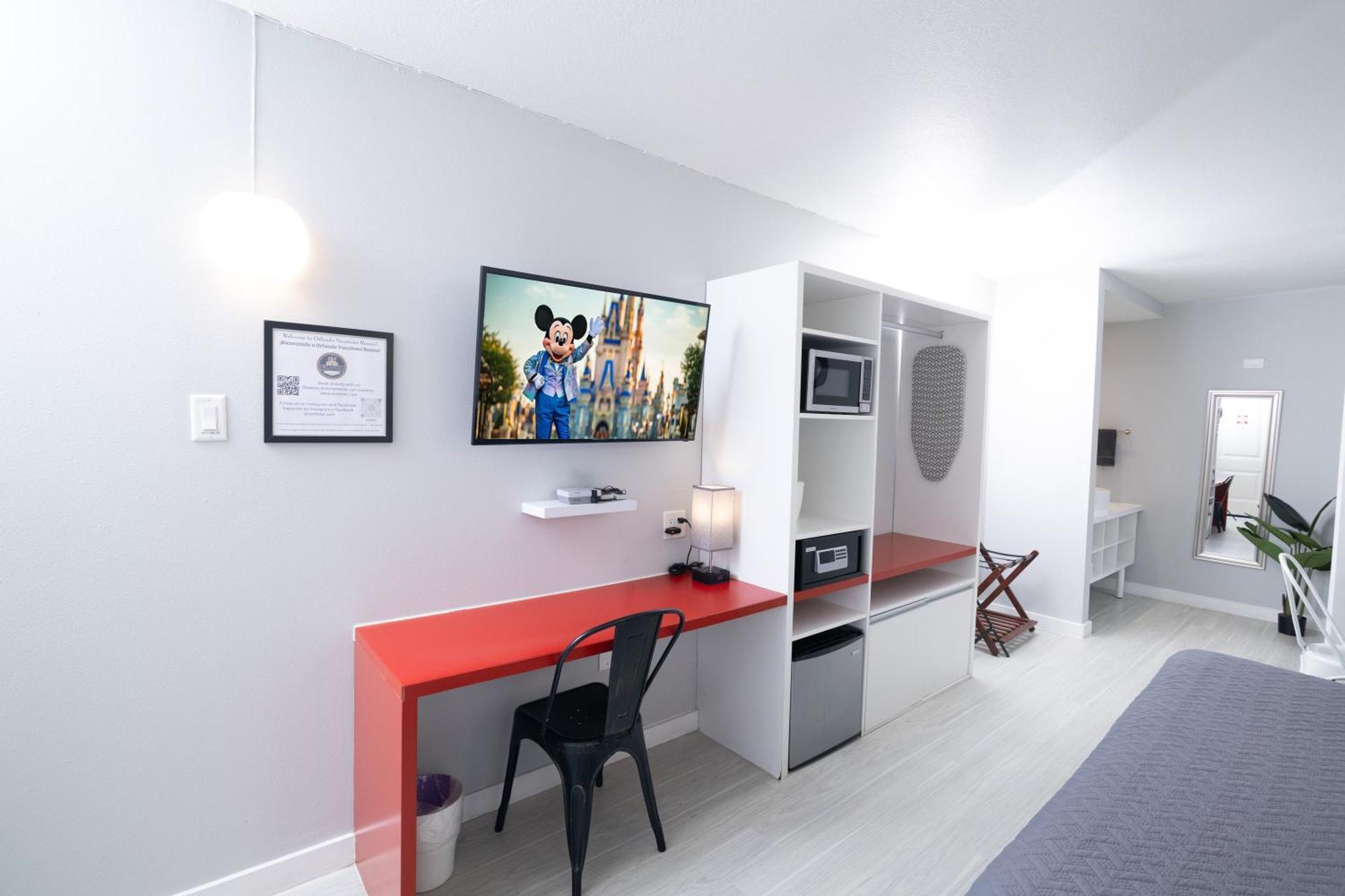 Hotel Near 4 People